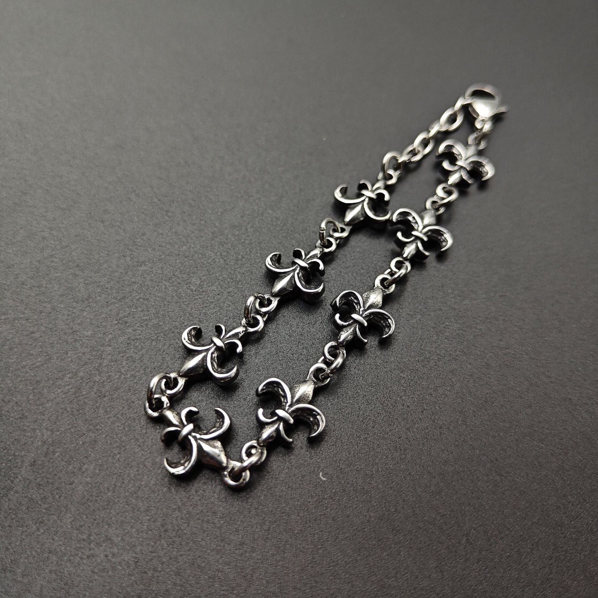Chrome Hearts retro silver-toned fleur-de-lis link bracelet